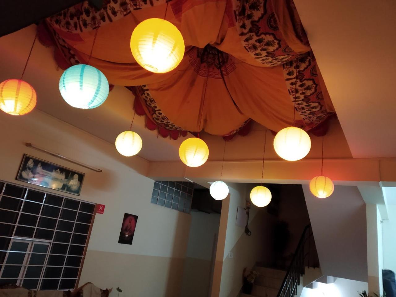 Oyo 13790 Hotel Satya Regency Dzsaipur Kültér fotó