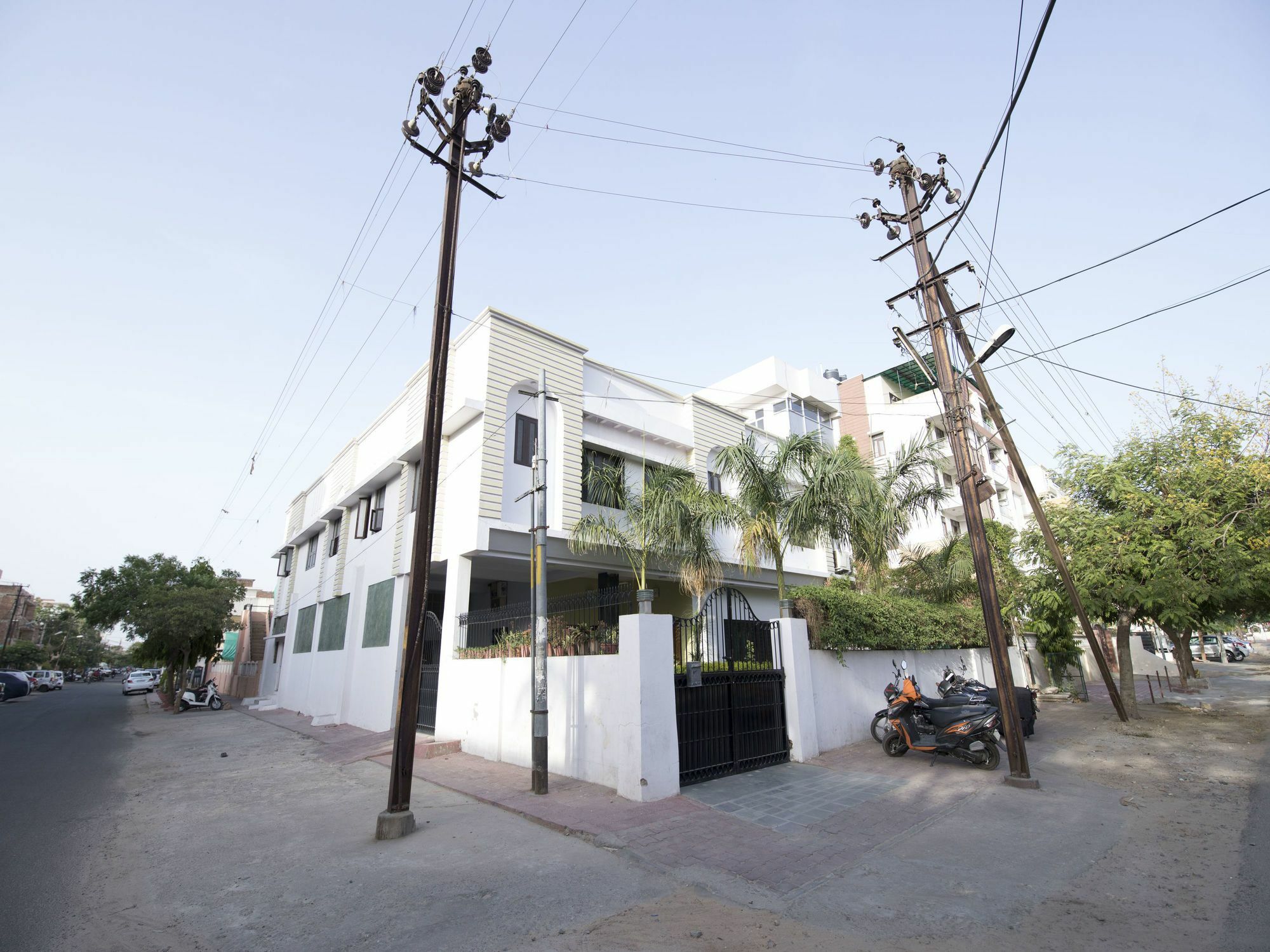 Oyo 13790 Hotel Satya Regency Dzsaipur Kültér fotó