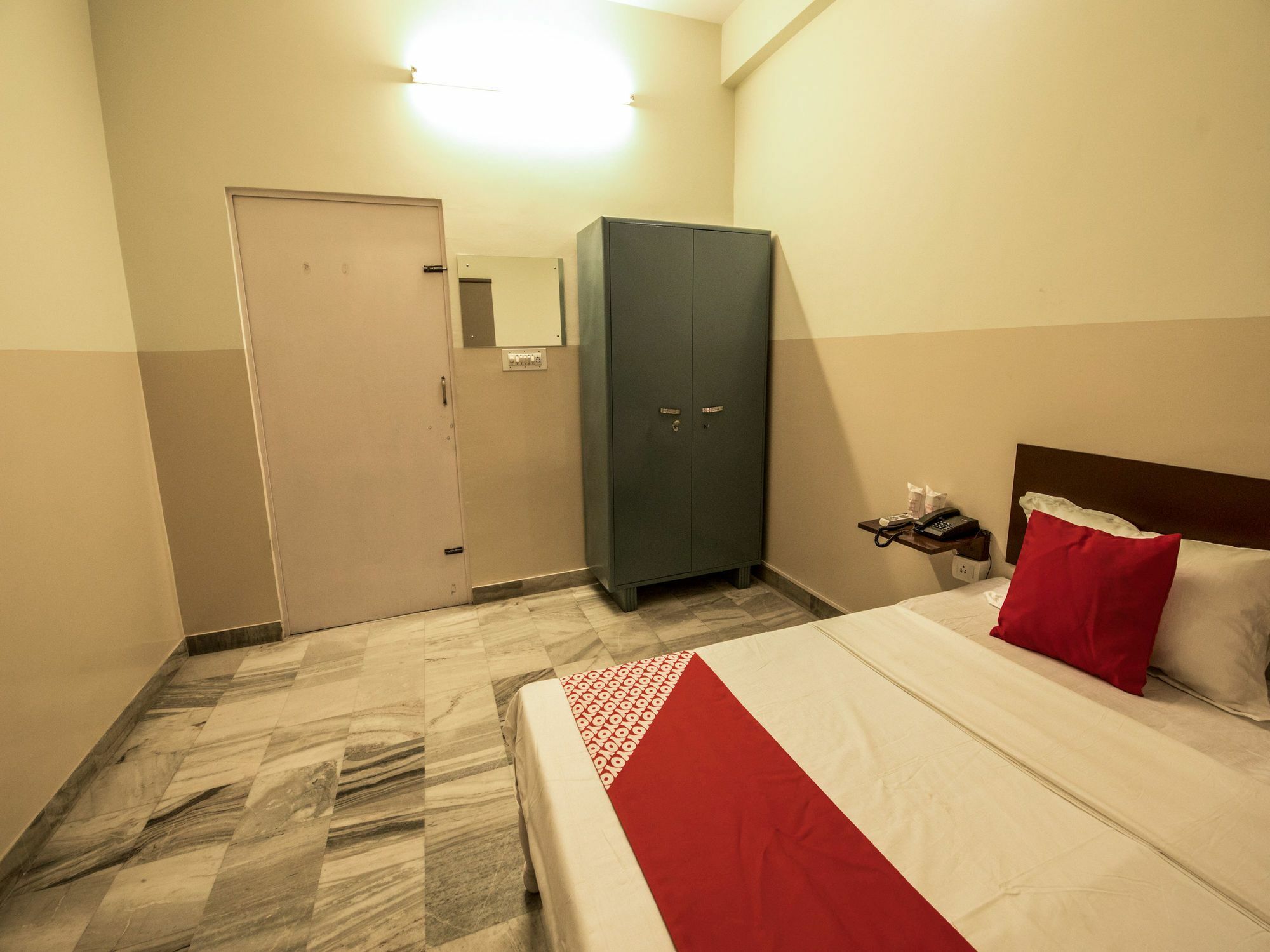 Oyo 13790 Hotel Satya Regency Dzsaipur Kültér fotó