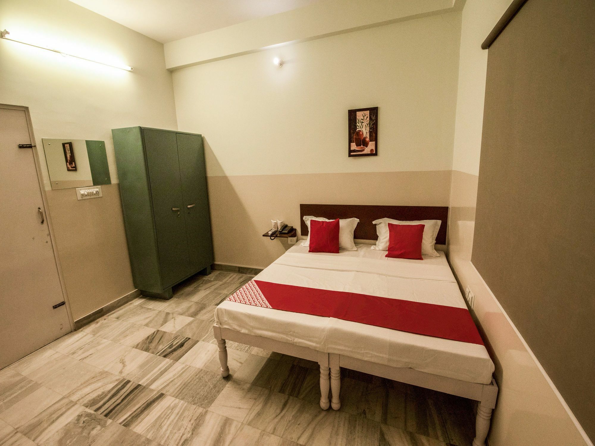Oyo 13790 Hotel Satya Regency Dzsaipur Kültér fotó